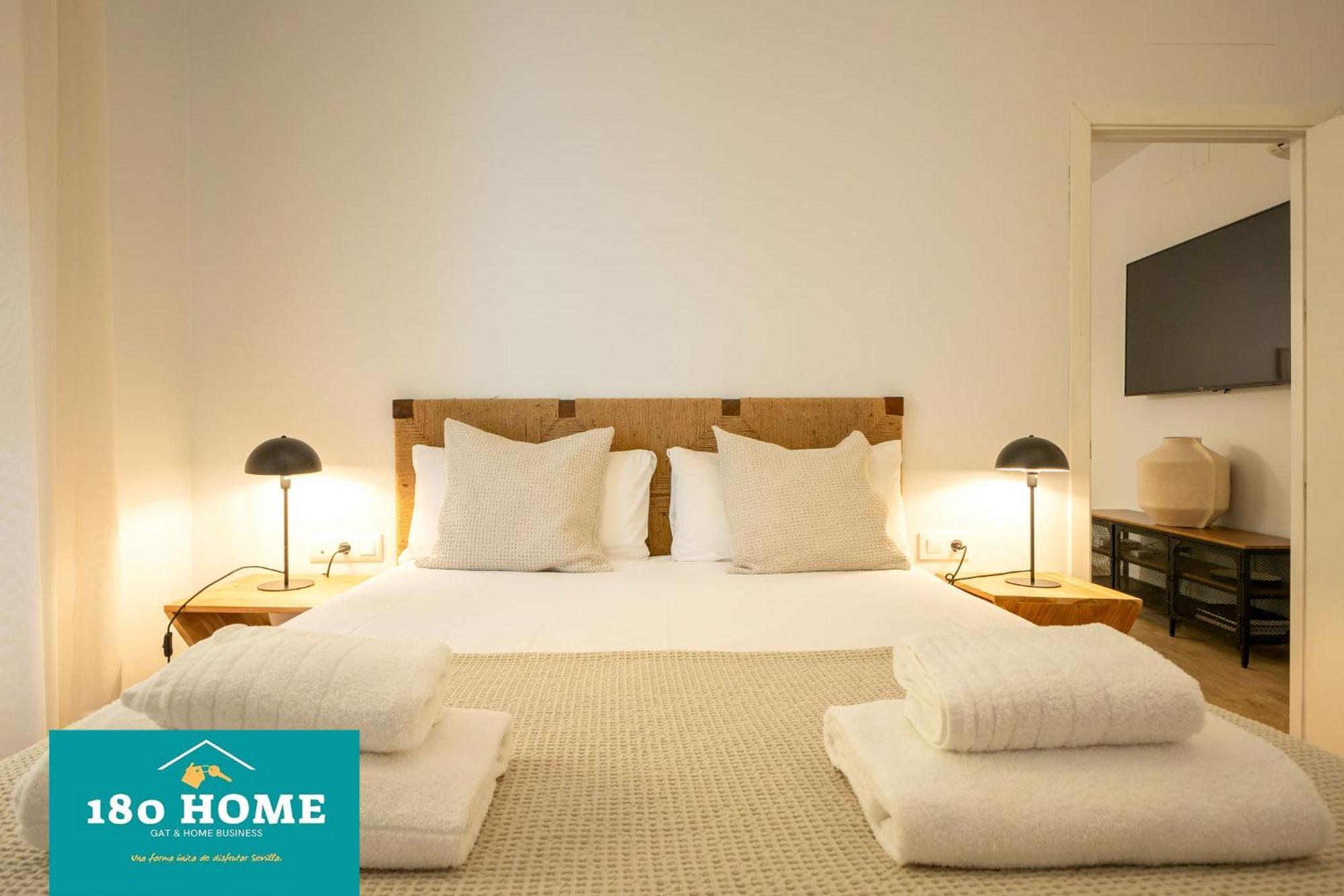 180 Home Goyeneta Luxury Sevilla Exterior foto